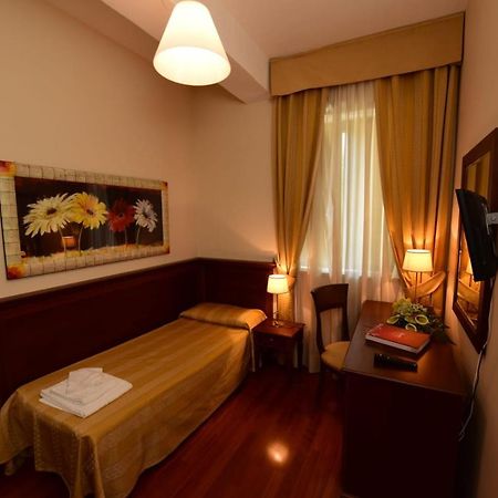 Albergo La locanda degli Apolidi Atena Lucana Esterno foto