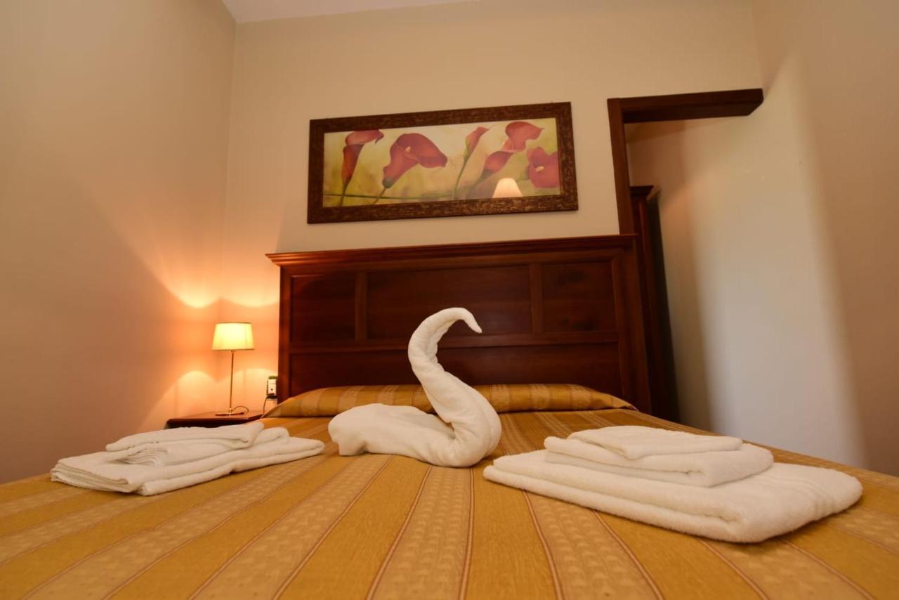 Albergo La locanda degli Apolidi Atena Lucana Esterno foto