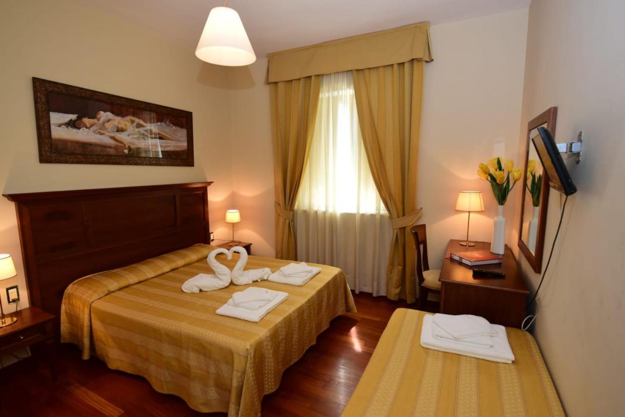 Albergo La locanda degli Apolidi Atena Lucana Esterno foto