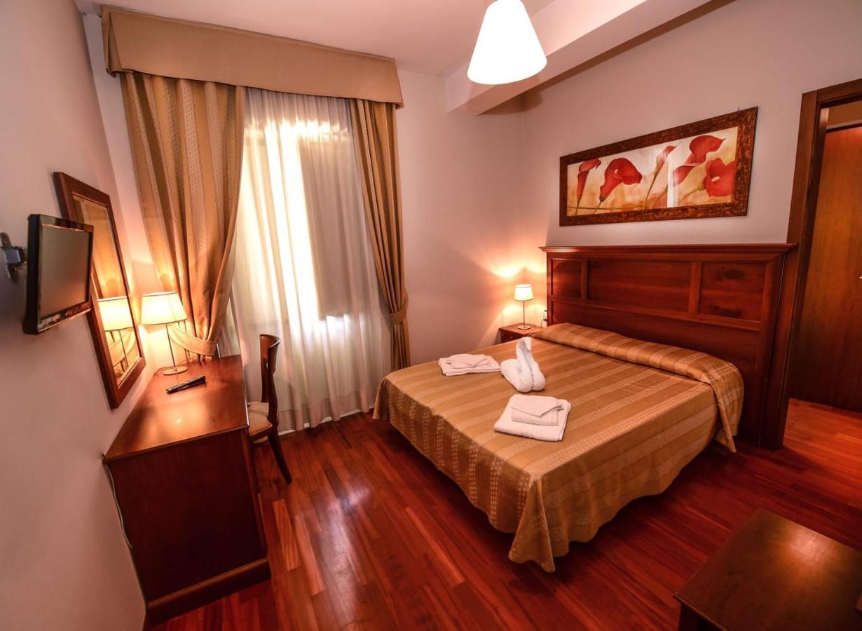 Albergo La locanda degli Apolidi Atena Lucana Esterno foto