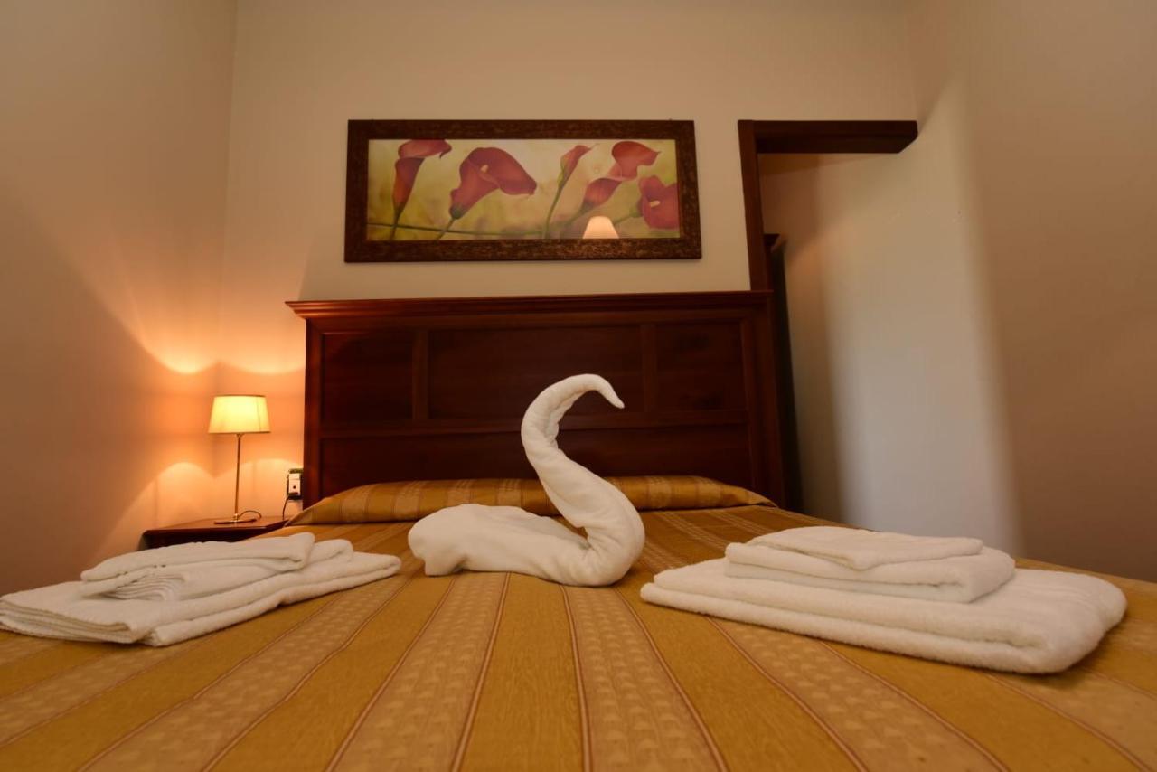Albergo La locanda degli Apolidi Atena Lucana Esterno foto